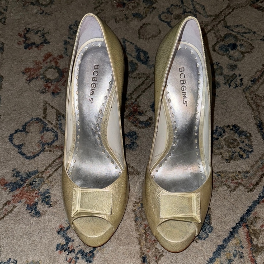 BCBGirls White Marble Patent Peep Toe Heels